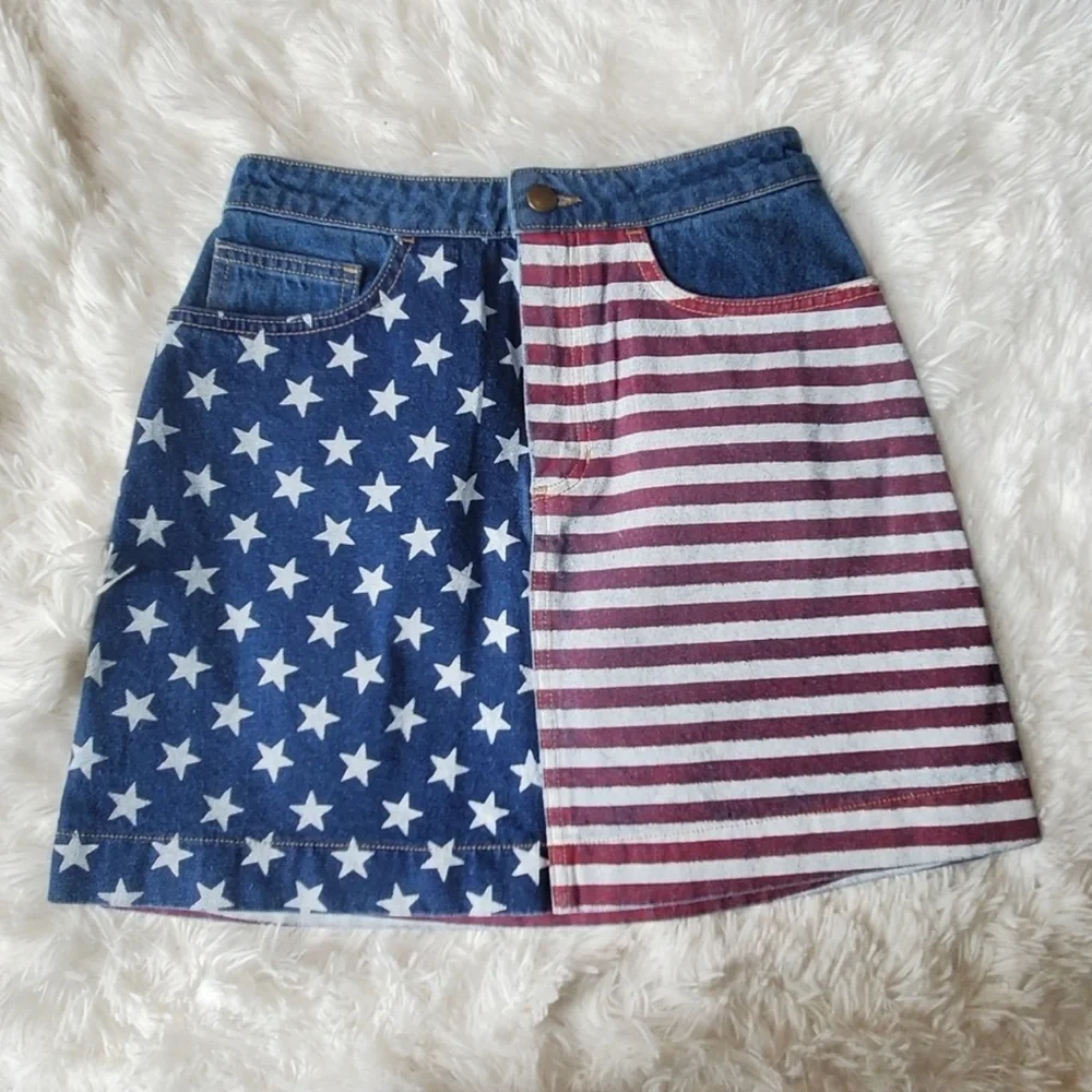 American Apparel Skirt - Picture 1 of 5